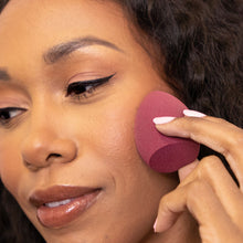 Load image into Gallery viewer, MakeUp Eraser The Sponge