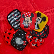Load image into Gallery viewer, Makeup Eraser Mickey & Minnie 7-Day Set