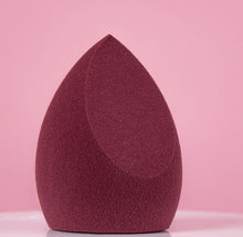 Load image into Gallery viewer, MakeUp Eraser The Sponge